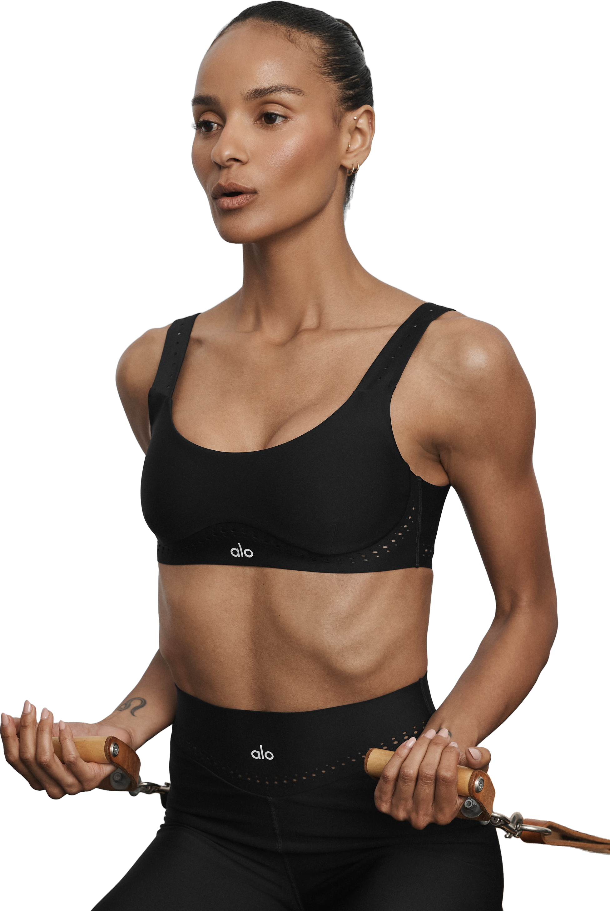Alo Yoga Airlift Ribbed Jump Start V-Neck Bra - Black | Editorialist